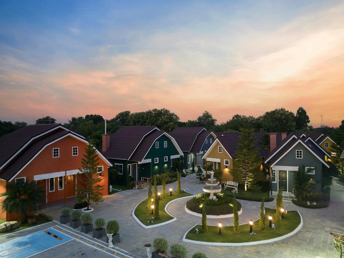 Picha Ville Resort Watthana Nakhon Екстериор снимка